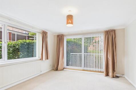 Central Cheltenham, GL50 photo 2