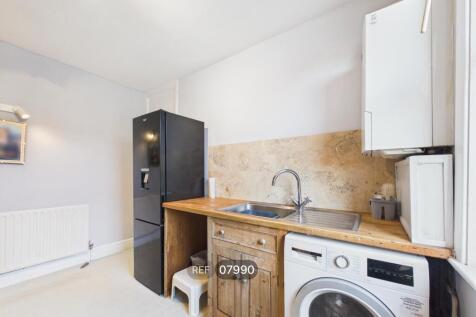 Thorncliffe Rise, Nottingham, NG3 5BS photo 3