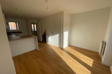 Flying Bedstead Way, Hucknall, NG15 6XL photo 3