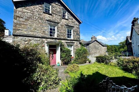 PHOTO-2025-08-13-23-17-29 (4).jpg