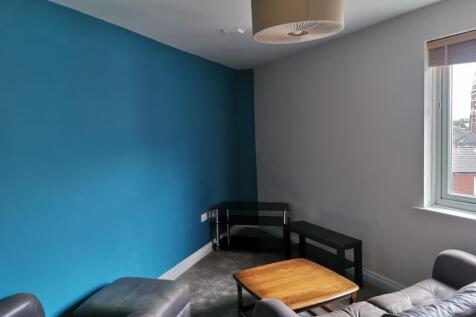 3-bed terraced on Second floor flat, 171 Tachbrook Road, Leamington Spa, £1,350/mo