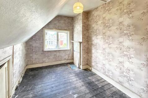 79 Valley Road, Streatham, London SW16 2XL