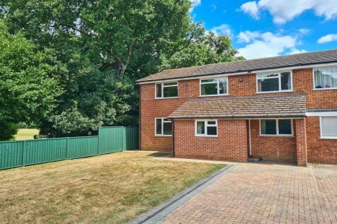 Lyndhurst, SO40 - property photo