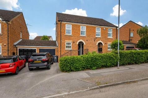3 Bedroom Semi Detached for Sale