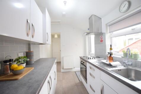 27/28 - Norfolk Street - Student House photo 3
