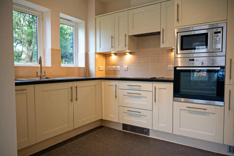 bh_apt_43_kitchen...