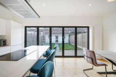 25 Bertram Road - ZQgCutcH3sAefKgXD1eI.jpg