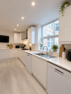 8-bed terraced on St Georges Terrace, Newcastle Upon Tyne, NE2, £6,981/mo