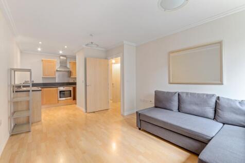 Trentham Court 32 PH