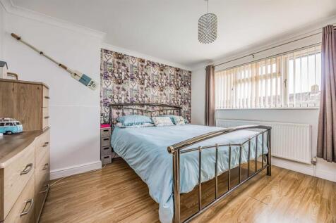 Park House Farm Way, Havant-Small-PorticoMarketing