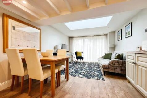 Gloucester Street, Winchcombe, GL54 photo 5