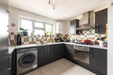 Tristram Close, E17
