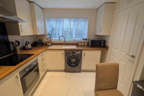 PXL_20251208_1428415