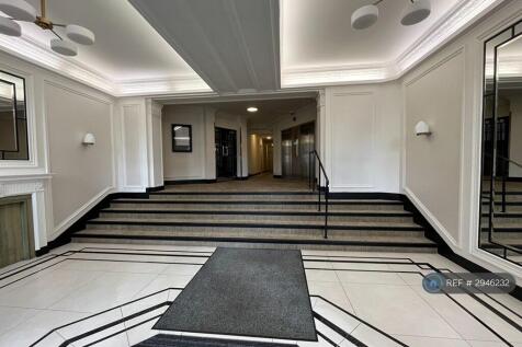 Shared Entrance With Lifts