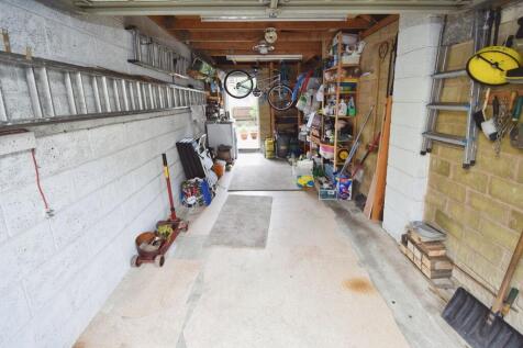 362393a1-Garage
