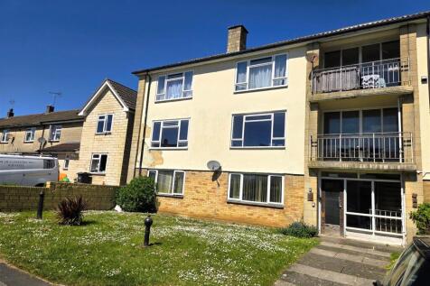 13 Weller Road - Front2.jpg