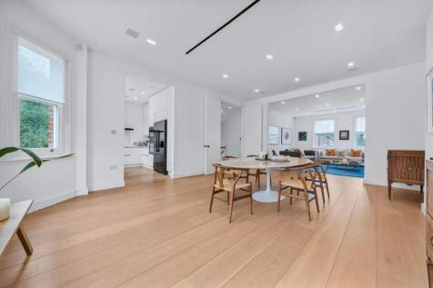 Dining Room.jpg