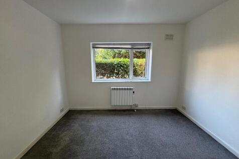 Kellbrook Crescent, Manchester, Greater Manchester, M7 photo 4
