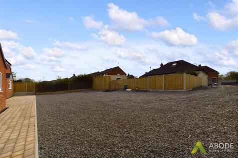CAM02696G0-PR0254-STILL020.jpg