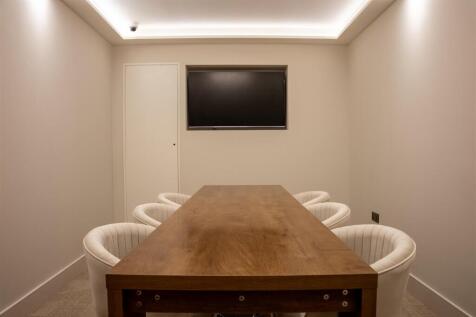 TheResidence_Boardroom3-1.jpg