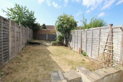 Horsham Close, Haverhill, Suffolk photo 4