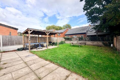 Harlaxton Drive, Lenton photo 3