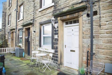 Holmfirth, HD9 - property photo