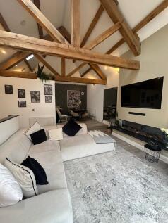 Chaddock Hall Drive, Worsley, M28 photo 5