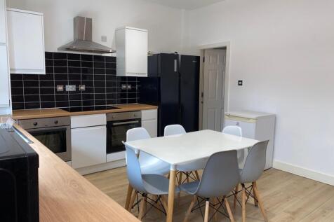 Langdale Terrace, Leeds photo 3