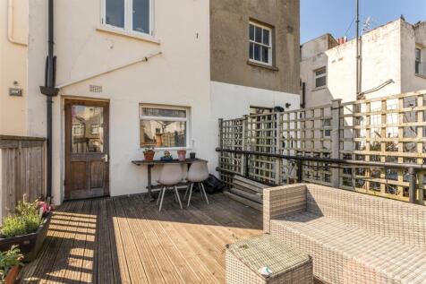 Flat 3, 66 Lansdowne Place-16.jpg