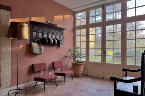 Property Image 8