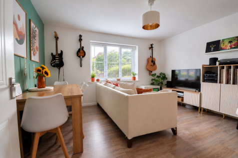 Lounge Dining Room