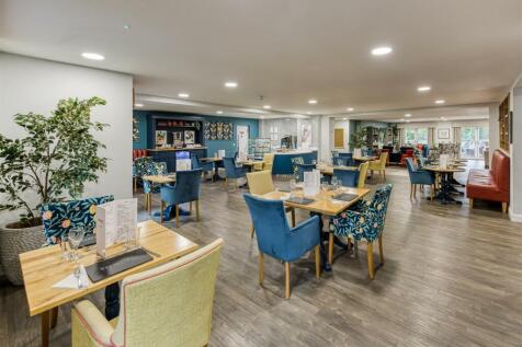 Communal Thorneycroft-02.jpg