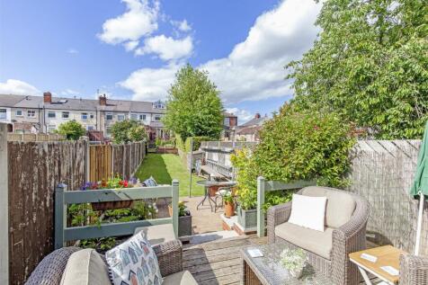 Raer External-10.jpg