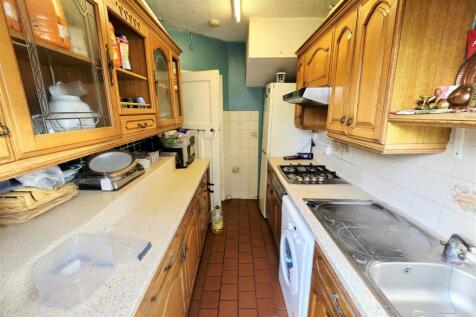 Wadham Gardens, Greenford photo 3