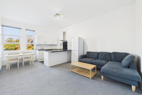 Living Room / Kitche