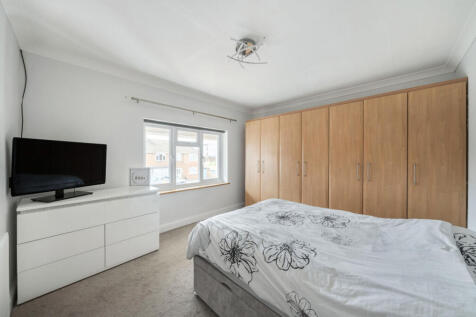 1299956-6-6836de3...