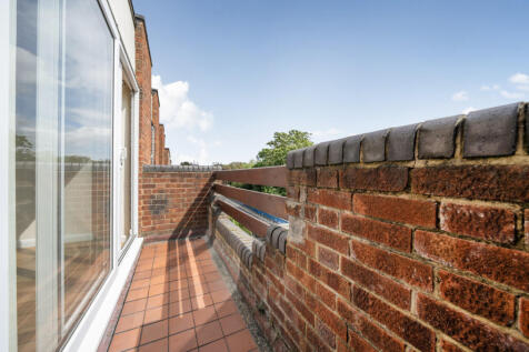 BALCONY2