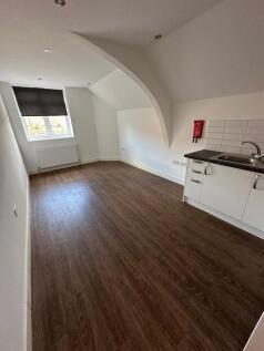 Flat8 at 13-15 Manor House St 2.jpg