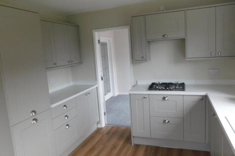2 Charlton Close, Sutton Farm, Shrewsbury SY2 6HP photo 3