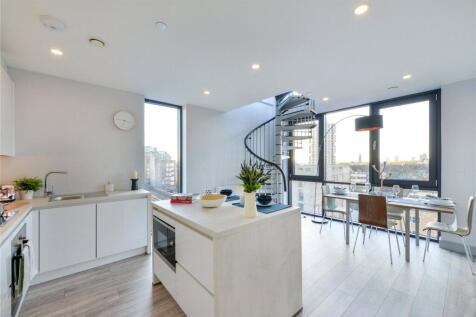 Kitchen/Reception