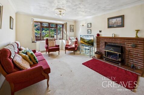 Living/Dining Roo...