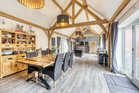 Dog Leg Barn-kitchen5.jpg