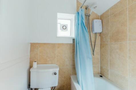 Affordable // West End 4 Bed House // SEP 2027 photo 5