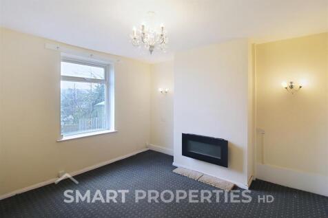 Longwood Road, Huddersfield photo 3