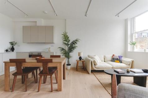 London, N16 - property photo