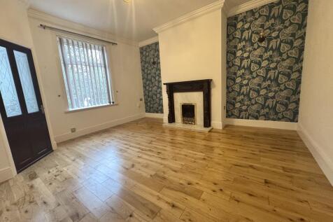 Mansion Terrace, Bradford photo 4