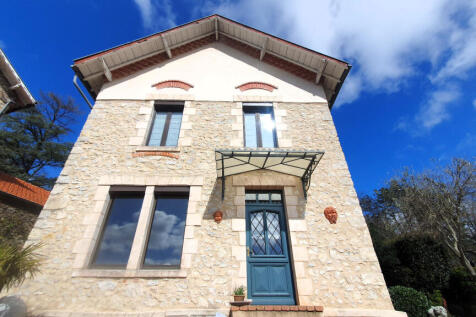 Property Image 1