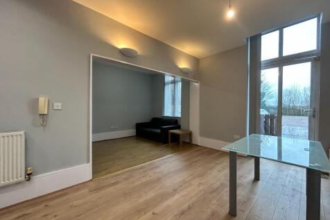 The Point, Park Parade, Ashton-under-lyne, Tameside photo 3