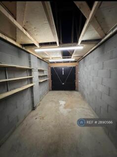 Garage With Power And Lights.
